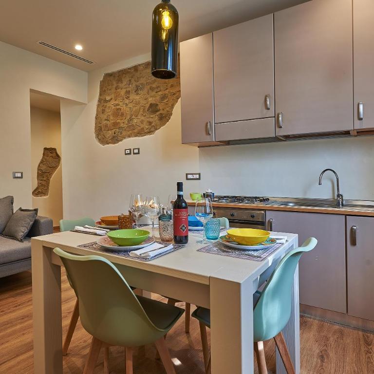 Croce di mezzo - Appartamento con 2 Camere da Letto - 7