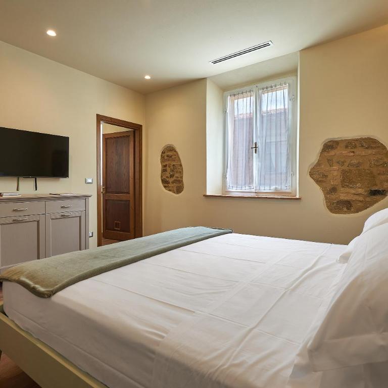 Croce di mezzo - Appartamento con 2 Camere da Letto - 1