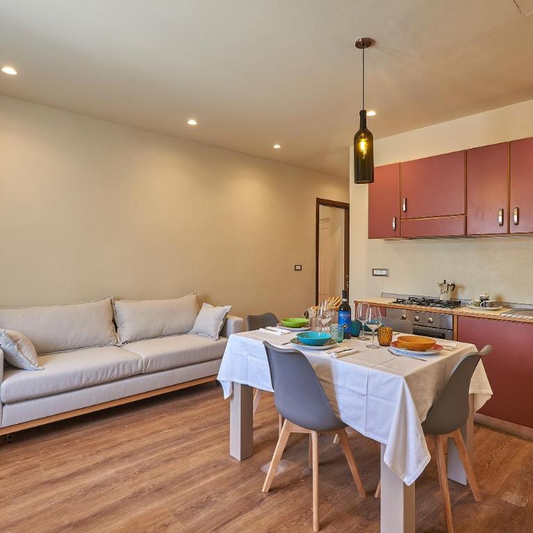Croce di mezzo - Appartamento con 2 Camere da Letto - 10
