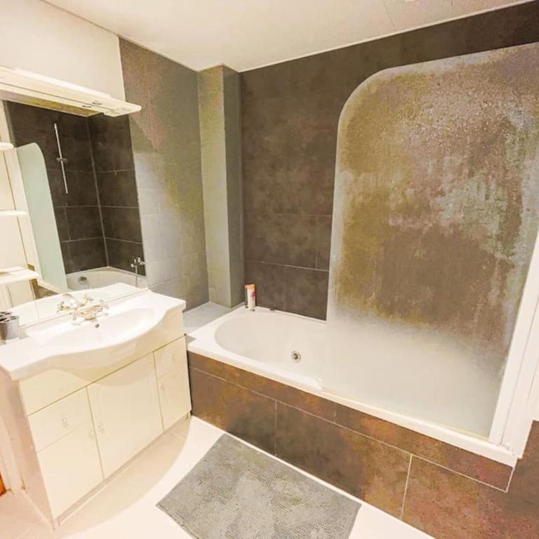 Apt T3 lumineux & Confort *Proche Centre-ville* - Two-Bedroom Apartment - 9