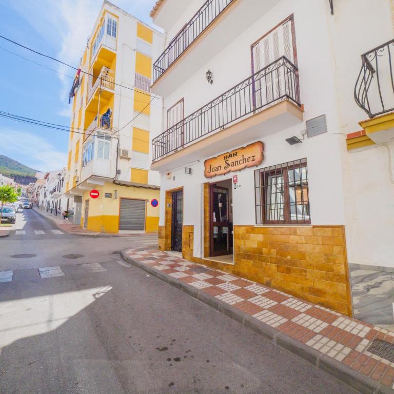 Cubo's Casa Manzanares Bijou - Four-Bedroom House - 50