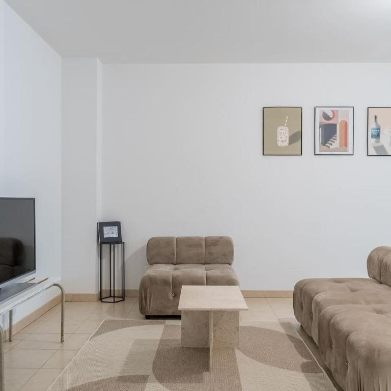 T2 Panier avec loggia - One-Bedroom Apartment - 7