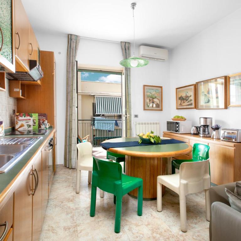 SorrentoVibes - New Family 3 Bedrooms house in Sorrento - Appartamento con 3 Camere da Letto - 8