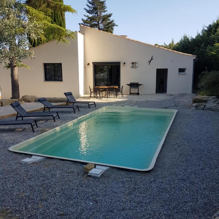 Maison avec piscine - Maison 3 Chambres - 10