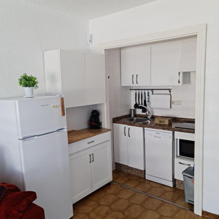 Precioso apartamento en Cullera, con piscina junto a la playa - Two-Bedroom Apartment - 15