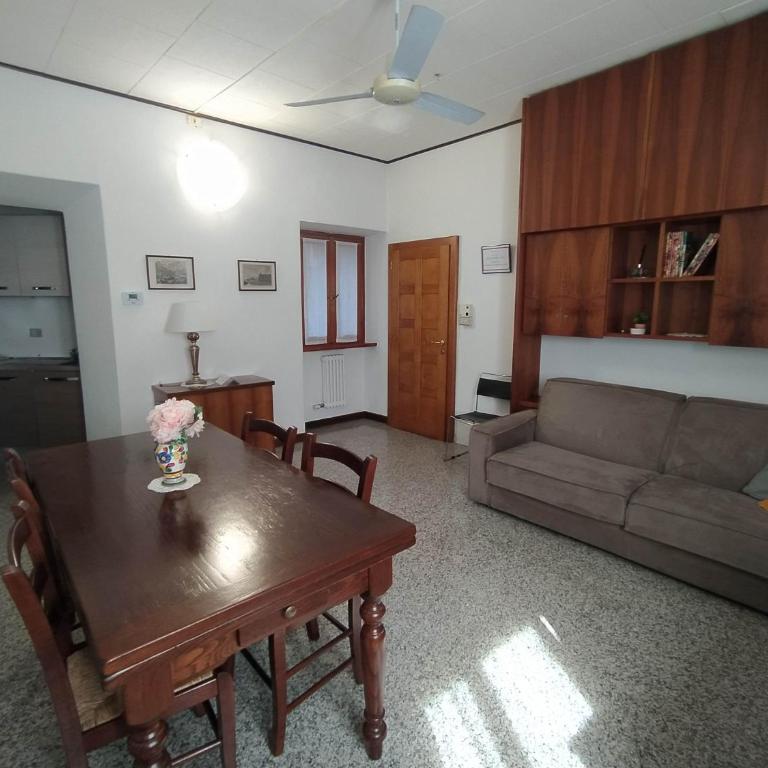 Il giardino dei fiori -Free Private Parking - Appartamento con 2 Camere da Letto - 4