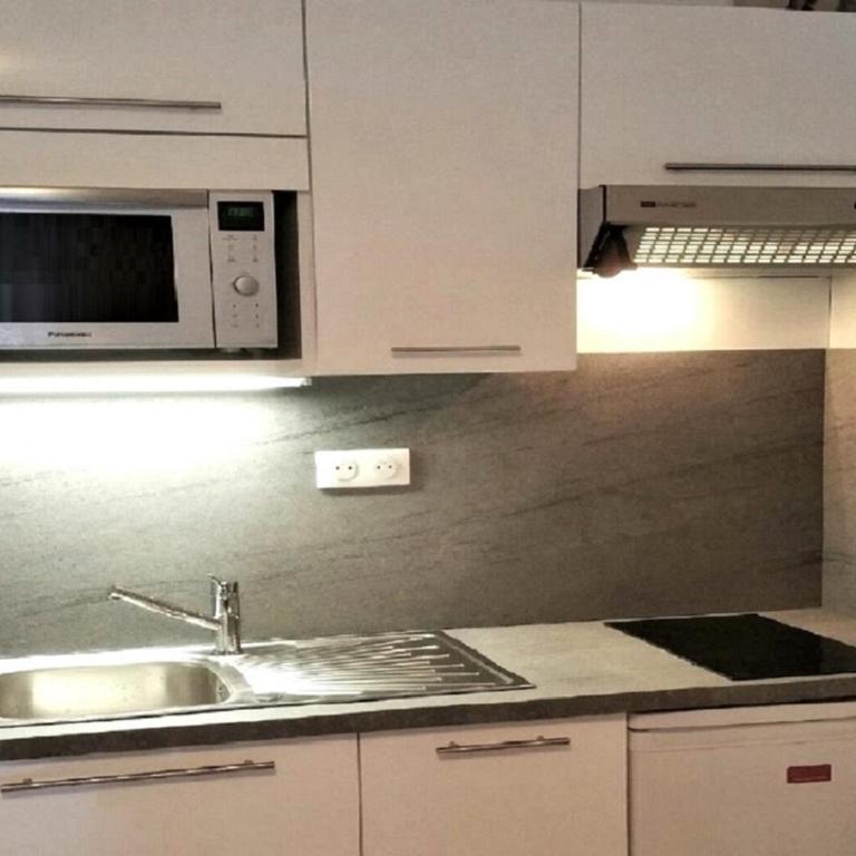 Charmant T2, hypercentre, calme, terrasse, parking - Appartement avec Vue sur la Montagne - 2