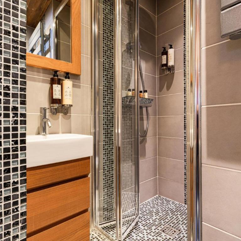 Luxury Avoriaz Chalet with hot tub - Chalet 4 Chambres (10 Adultes) - 46