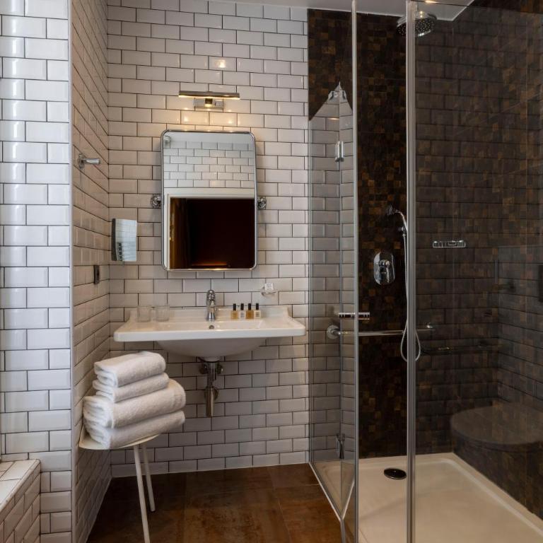 Hotel Whistler - Gare du Nord - Chambre Supérieure avec Balcon et Accès au Hammam Privé - 5