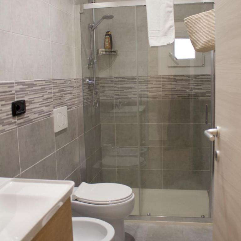 H2ome Lagaccio Stazione Principe, 4 camere 2 bagni, AC - Apartment - 30