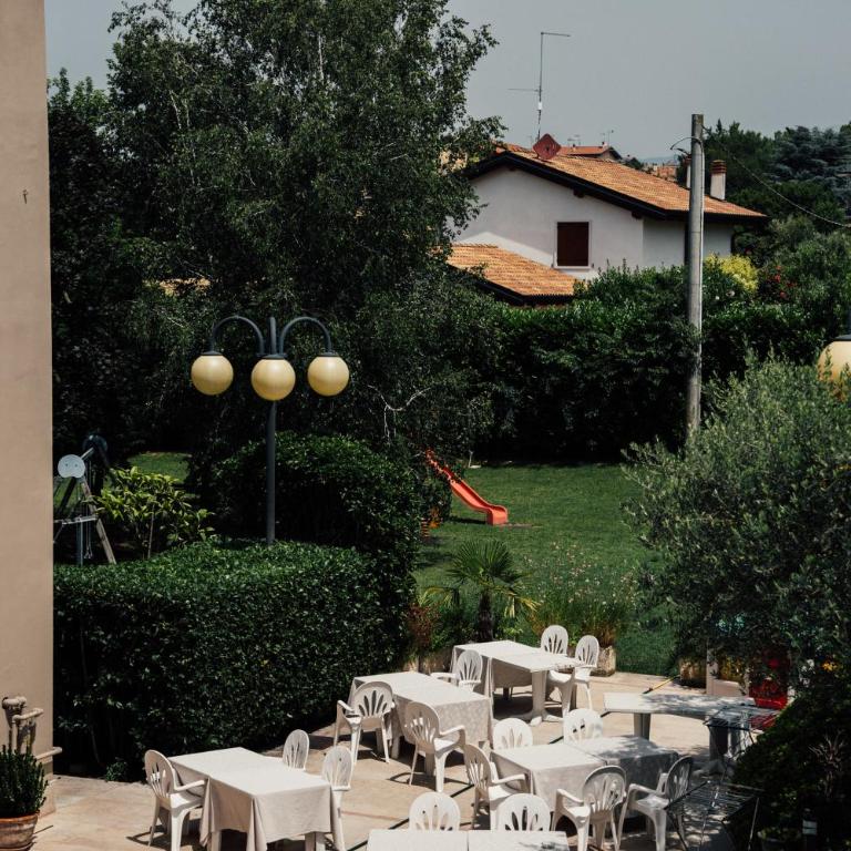 Albergo La Meridiana - Camera Matrimoniale/Doppia con Letti Singoli - 2