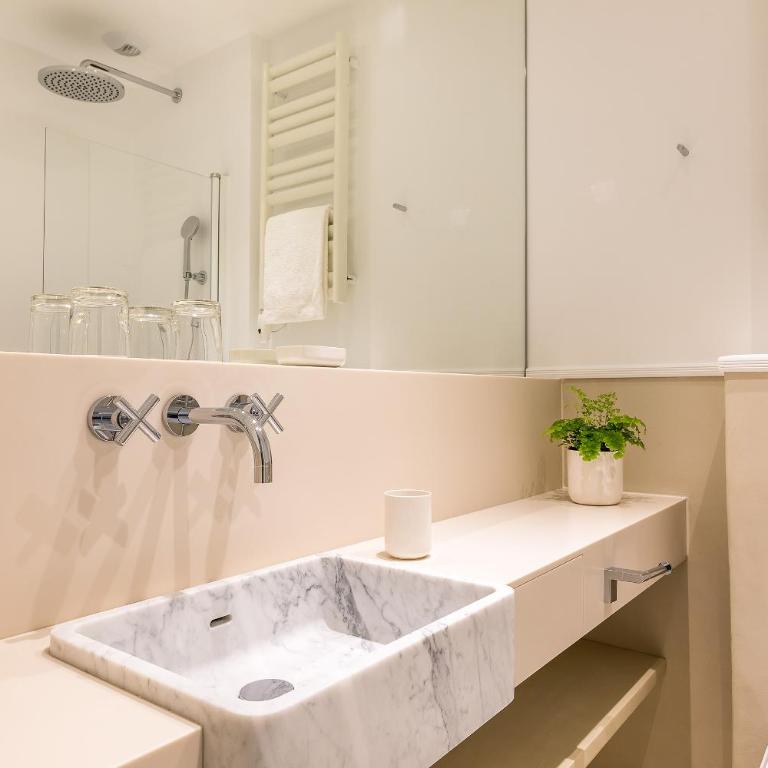 Hotel Le Friedland - Chambre Double Deluxe - 5