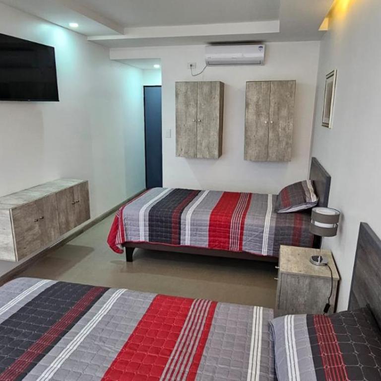 Hotel Regata - Twin Room with Private Bathroom - 4