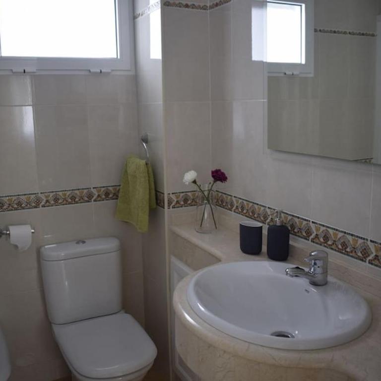 APARTAMENTO SOL Y PLAYA (PASEO MARITIMO) - Three-Bedroom Apartment - 11