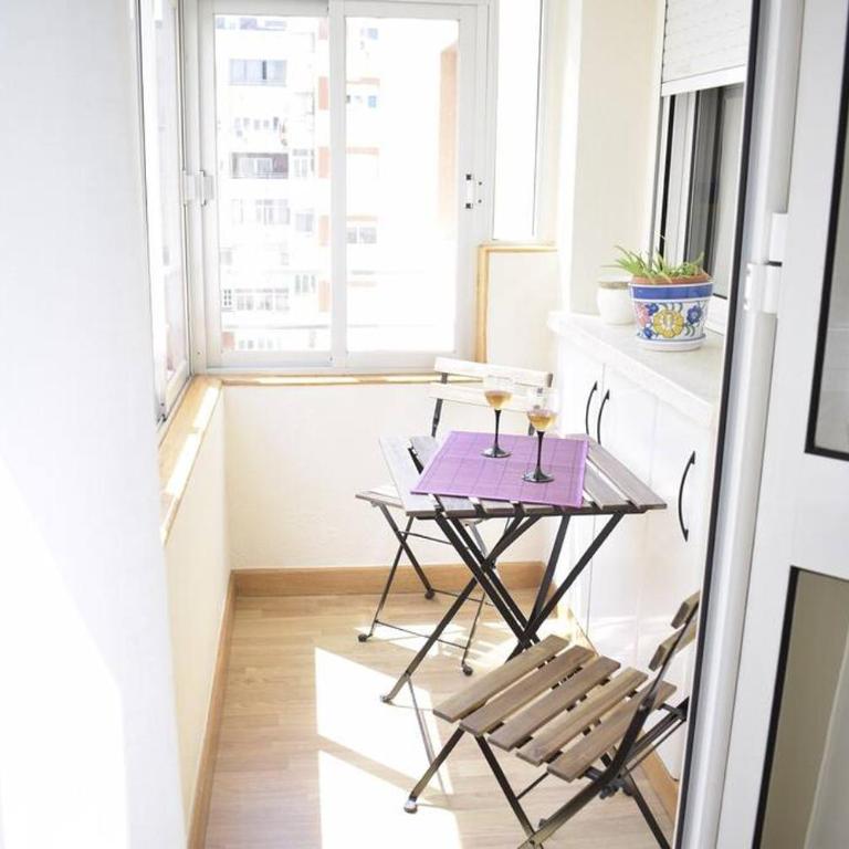 APARTAMENTO SOL Y PLAYA (PASEO MARITIMO) - Three-Bedroom Apartment - 13