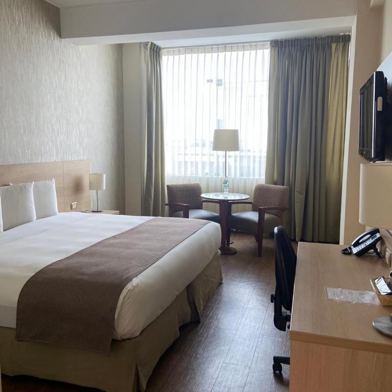 Del Prado Hotel - Standard Double Room - 2