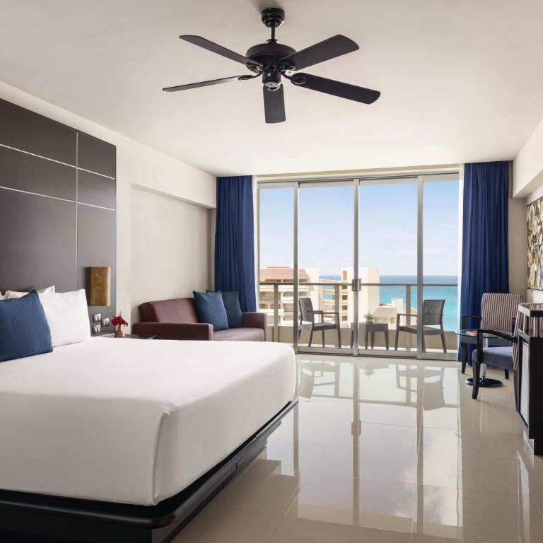 Seadust Cancun Beach Resort - All Inclusive - Luxury Suite One King Bed - 1