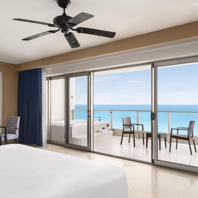 Seadust Cancun Beach Resort - All Inclusive - Ocean Front Suite One King Bed - Adults only - 1