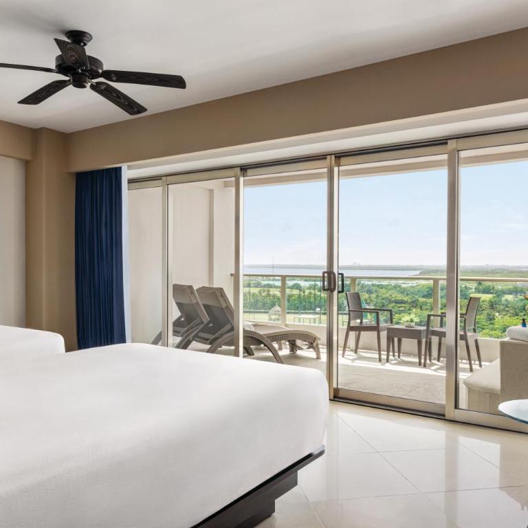 Seadust Cancun Beach Resort - All Inclusive - Sunset Suite Two Double Beds - 3
