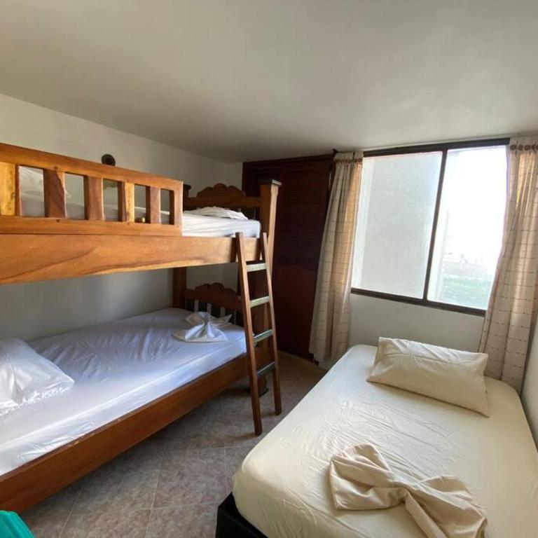 Hermoso con Piscina y playa al lado del comercio del Rodadero - Apartamento de 2 dormitorios - 34