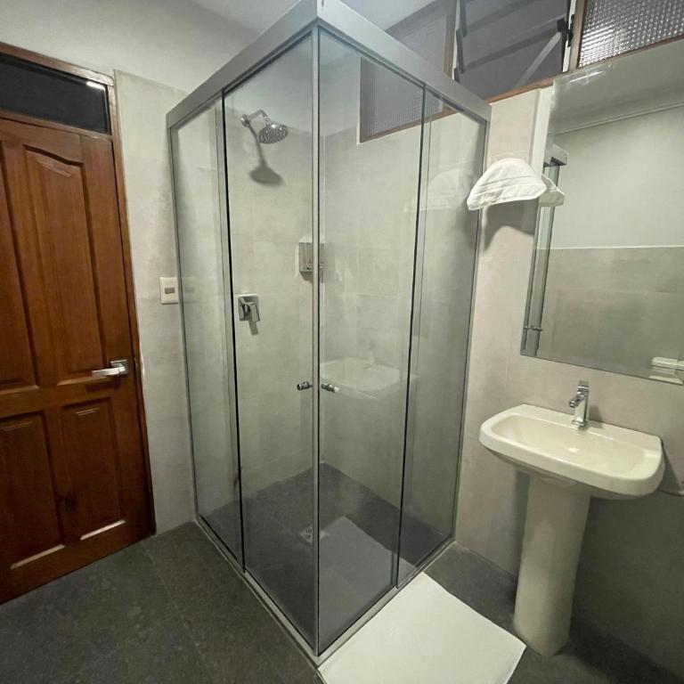 Izza Hotel - Habitación Triple - 7