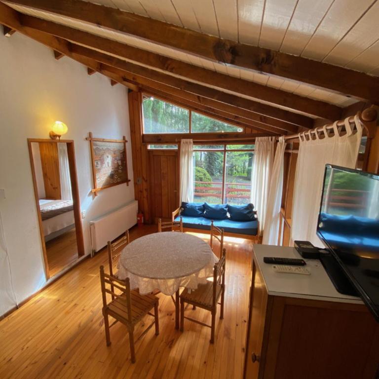 Cabañas Loncotraro - Two-Bedroom House - 5