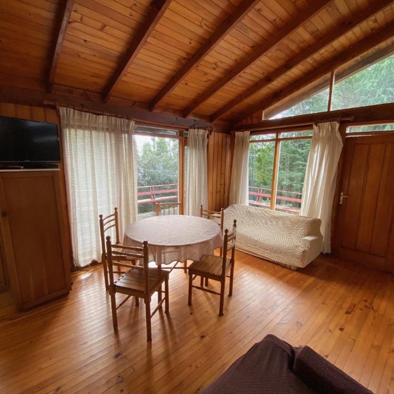 Cabañas Loncotraro - Two-Bedroom House - 5