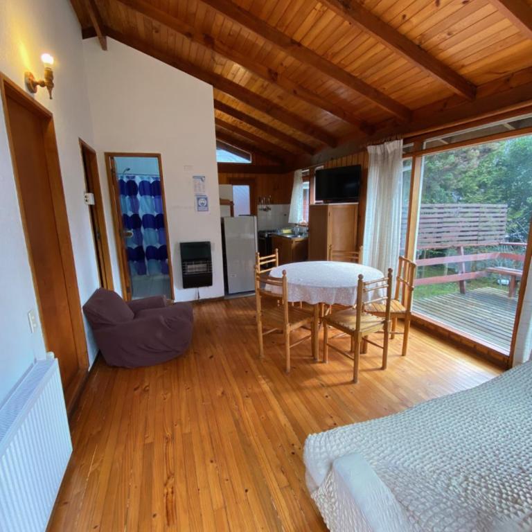 Cabañas Loncotraro - Two-Bedroom House - 6