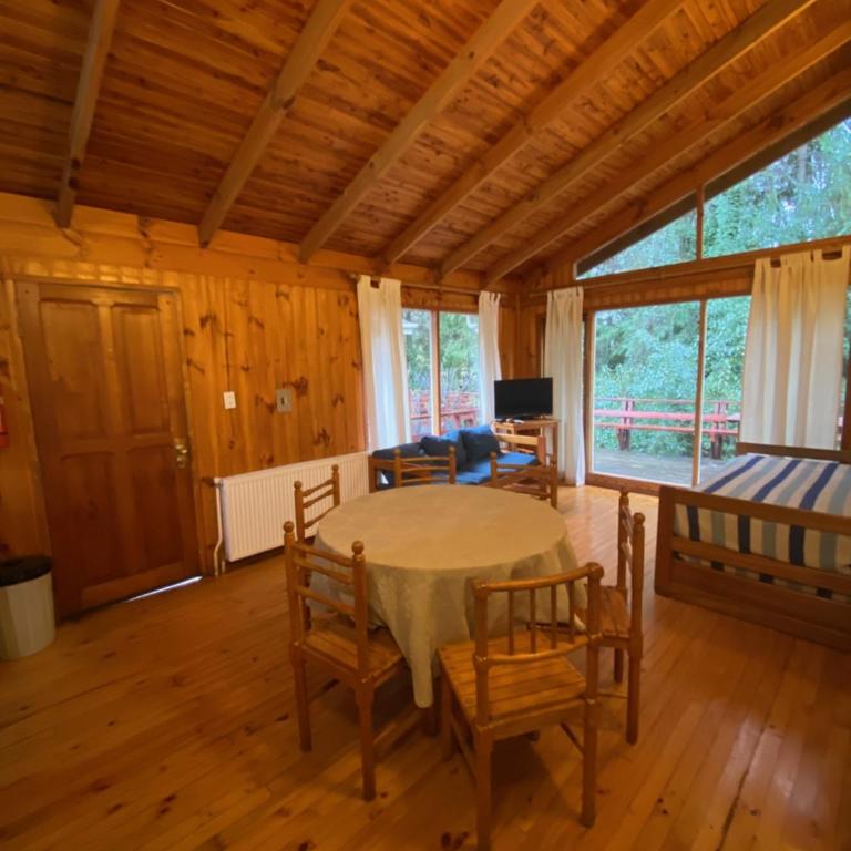 Cabañas Loncotraro - Two-Bedroom House - 5