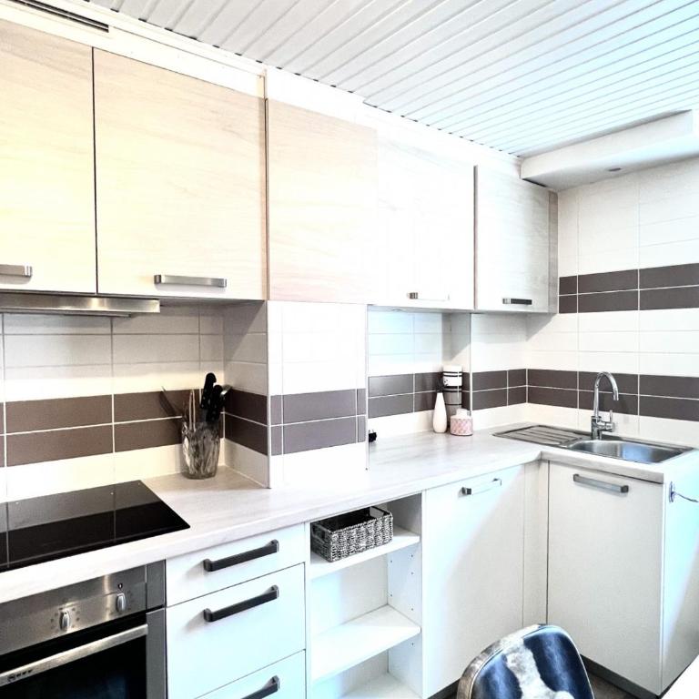 Appartement cosy au cœur des Gets, proche des télécabines, 2 chambres, Wi-Fi, parking privatif - FR-1-671-124 - Apartamento - 3