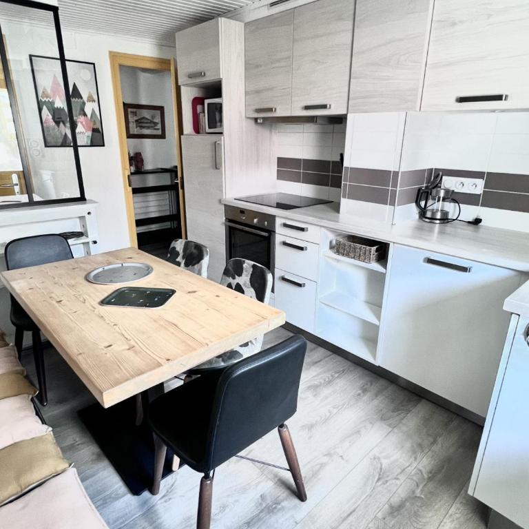 Appartement cosy au cœur des Gets, proche des télécabines, 2 chambres, Wi-Fi, parking privatif - FR-1-671-124 - Apartamento - 11