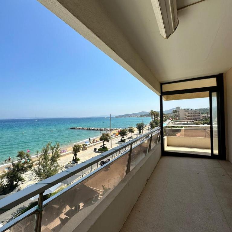 Premium Sea Front Apartment - Appartement 3 Chambres - 60