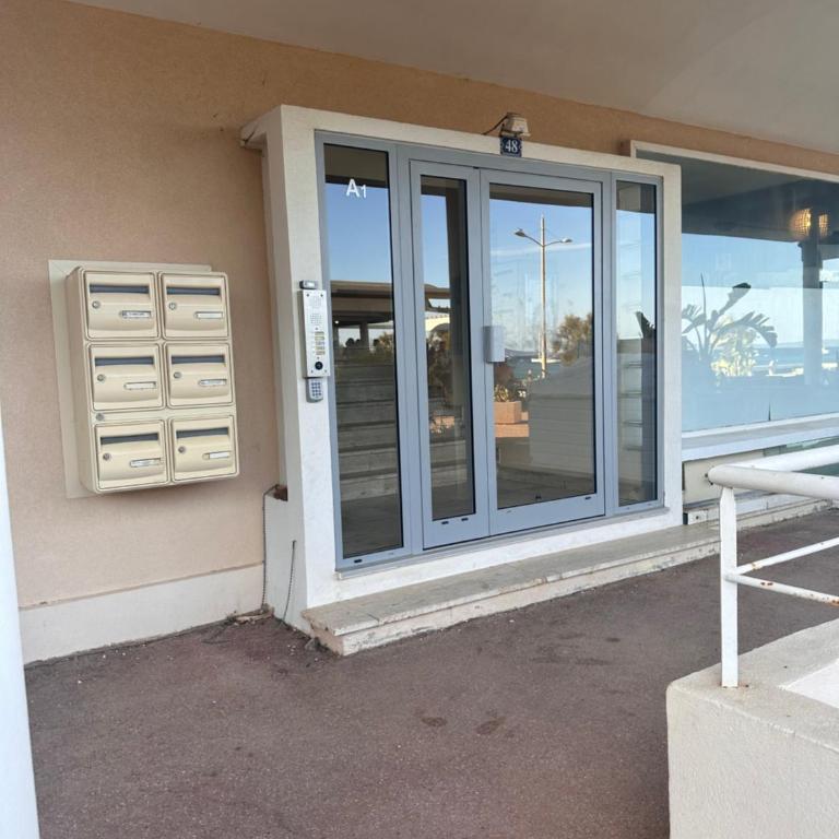 Premium Sea Front Apartment - Appartement 3 Chambres - 83