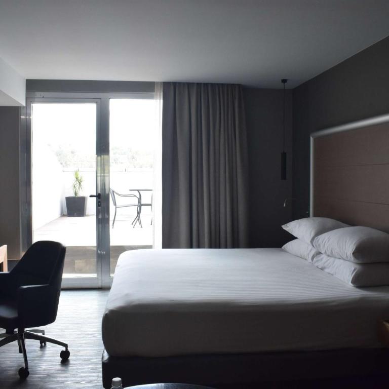 Ramada by Wyndham Mexico City Santa Fe - 1 King Bed, Suite Terrace, Non-Smoking - 1