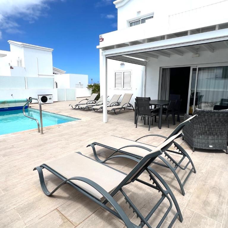 Casa Haize Alaia - Three-Bedroom Villa - 18