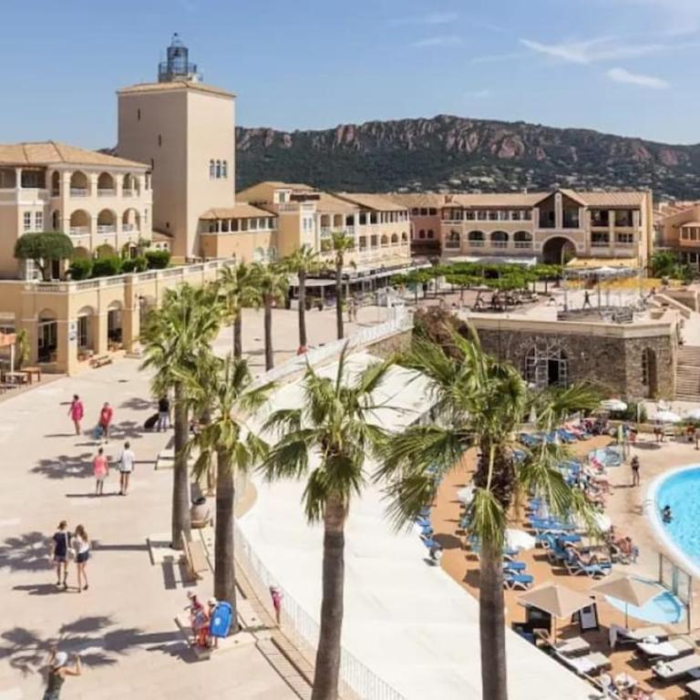 Superbe Appartement Village Cap Esterel 4p climatisé - Appartamento con 1 Camera da Letto - 4