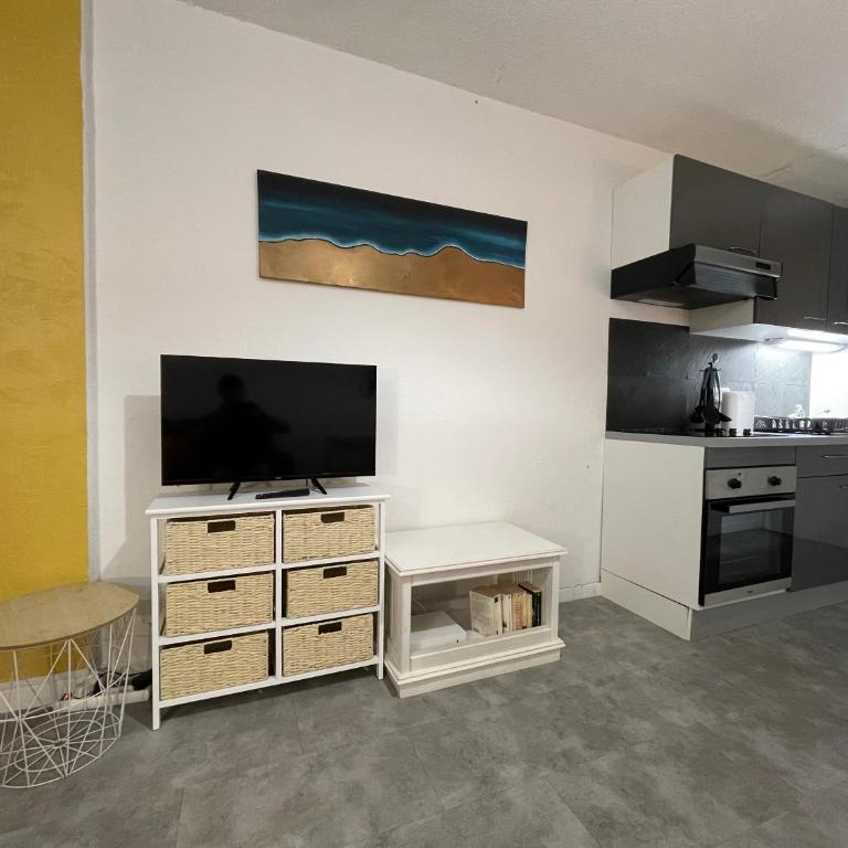 Studio tout confort Climatisé avec Wifi à 2mn à pied de la plage - Monolocale - 6