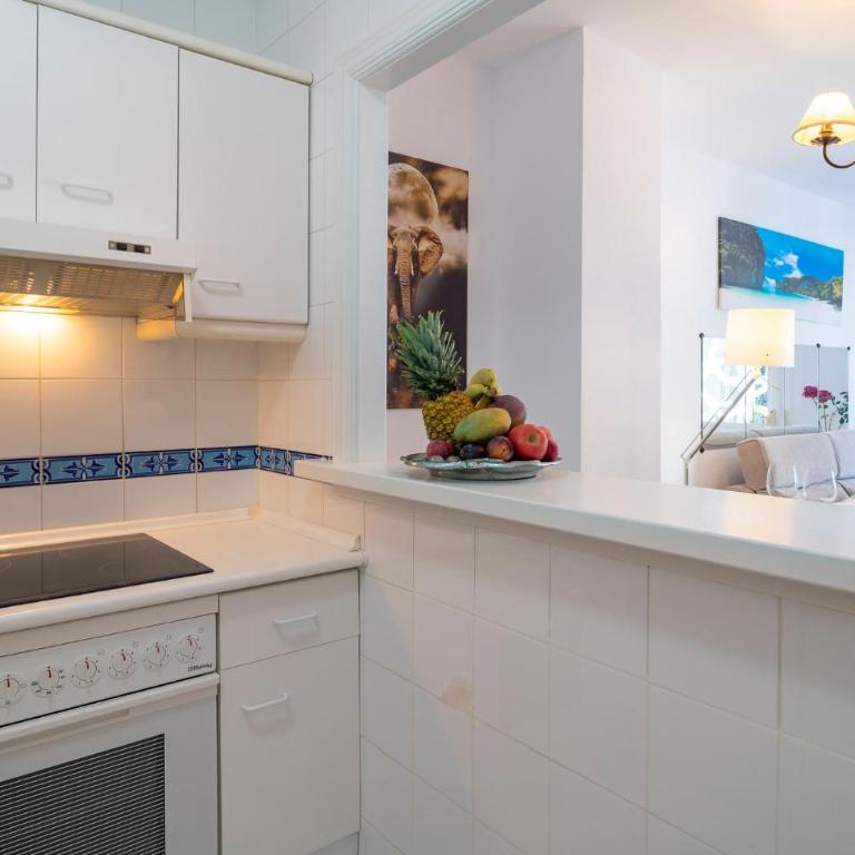 1 Bedroom Lovely Apartment In Fuengirola - Apartamento de 1 dormitorio - 5