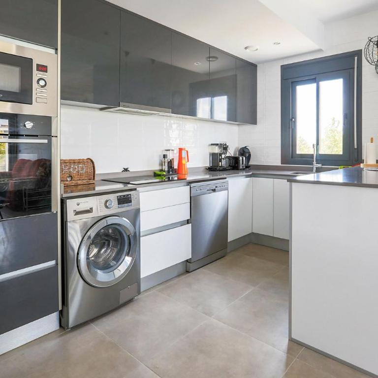 Nice Apartment In Pilar De La Horadada - Apartamento de 3 dormitorios - 2