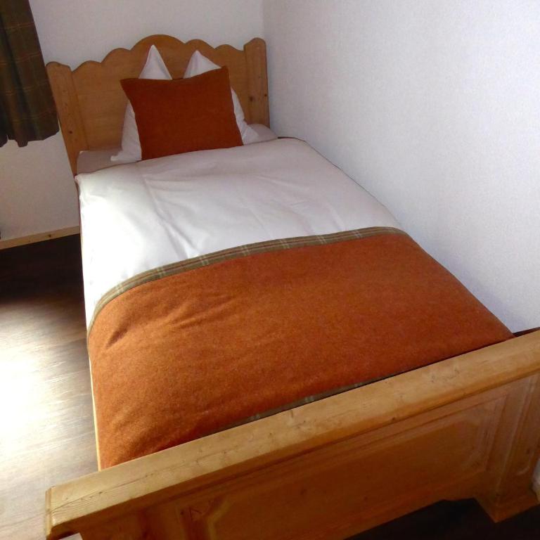 Hotel Roseg-Gletscher - Einzelzimmer mit Gemeinschaftsbad - 3
