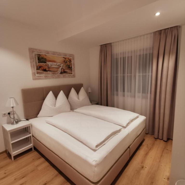 Feine Bleibe - Apartment mit 2 Schlafzimmern und Balkon - 10