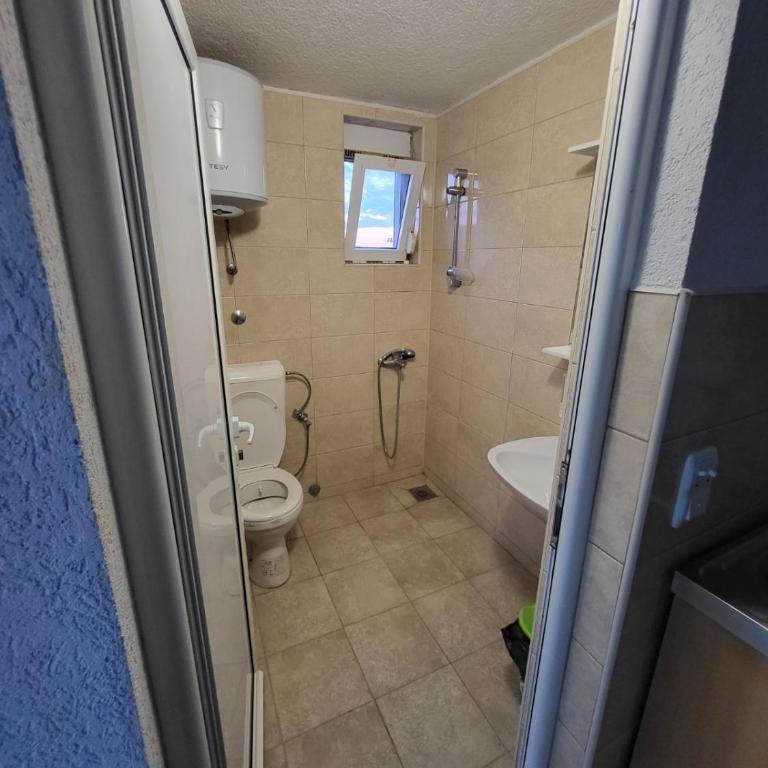 Marovac apartmani Velika Plaža - Economy Double Room - 10