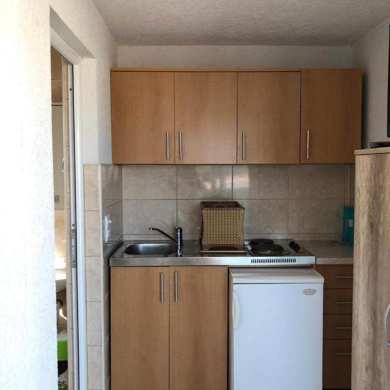 Marovac apartmani Velika Plaža - Economy Double Room - 8
