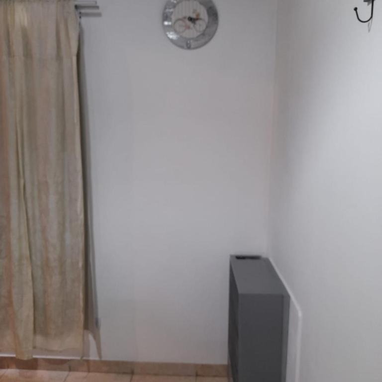 Monseñor Fagnano 592 "D" - Apartamento de 1 dormitorio - 28