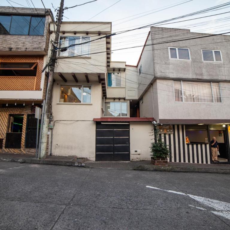 Departamento completo - Los Ubi - Two-Bedroom Apartment - 24