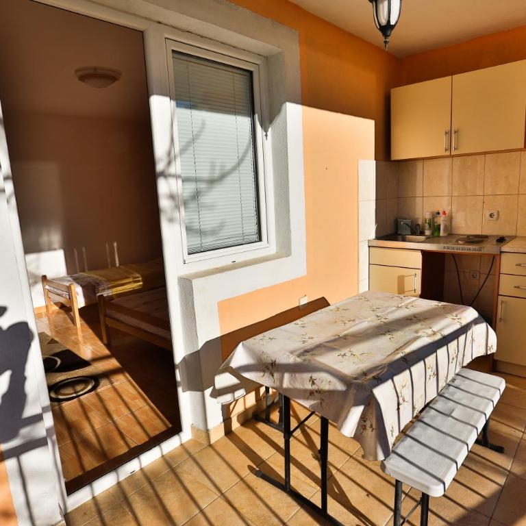 Apartments Vitic - Apartman - Prizemlje - 1