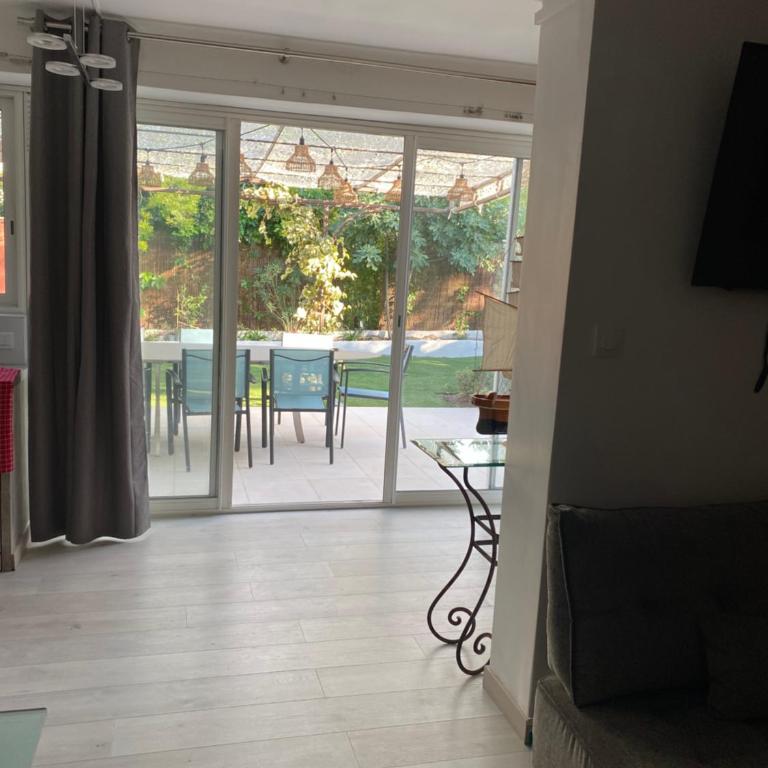 La Cigalière de l Isle - Apartment mit Poolblick - 28