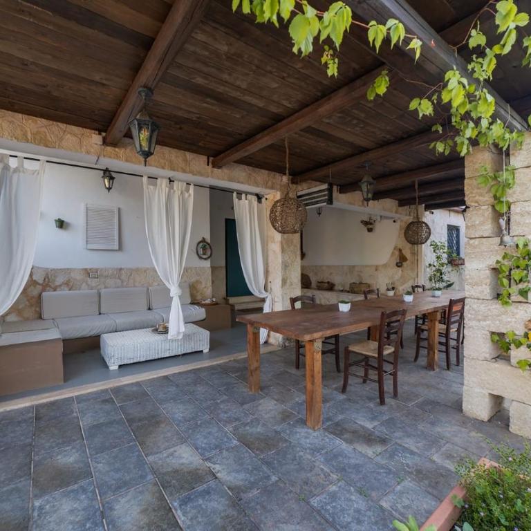 Sunshine House - Ostuni BB di Antonella - Casa con 2 Camere da Letto - 3