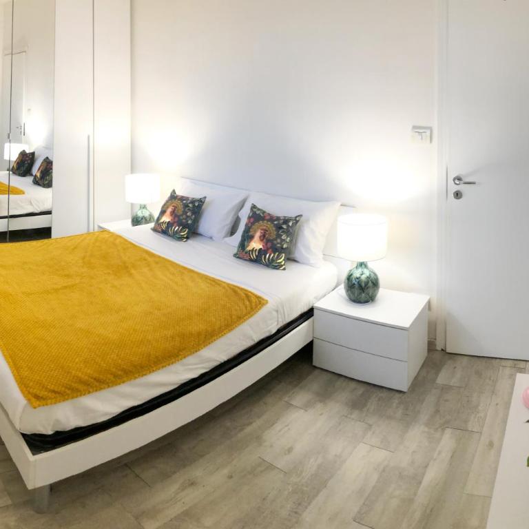 FamilyBO Apartments Bologna Delight - front station - Apartamento Deluxe - 8