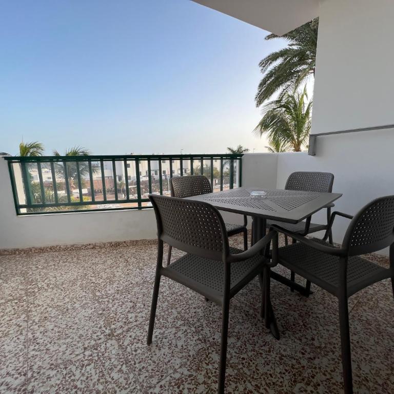 Apartamentos Acuario Sol - One-Bedroom Apartment with Pool View or Partial Pool View - 12